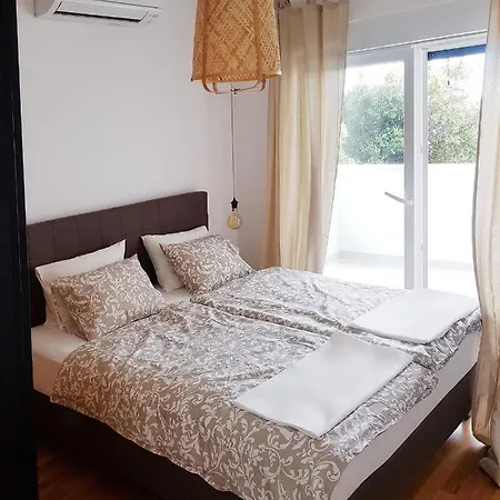 Oleana * מאקרסקה